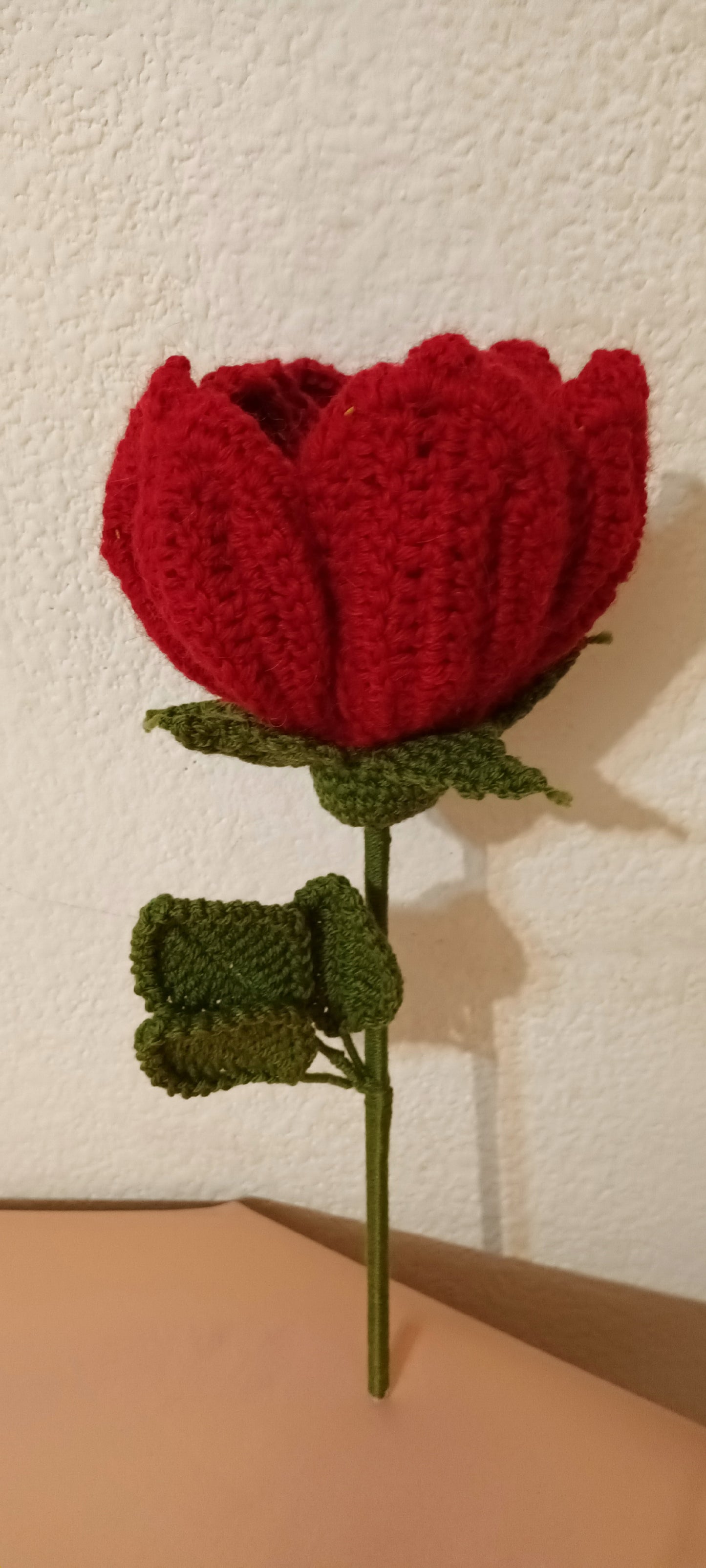 Fetiță cu Flori Croșetată Handmade - Decorațiuni Elly Roose