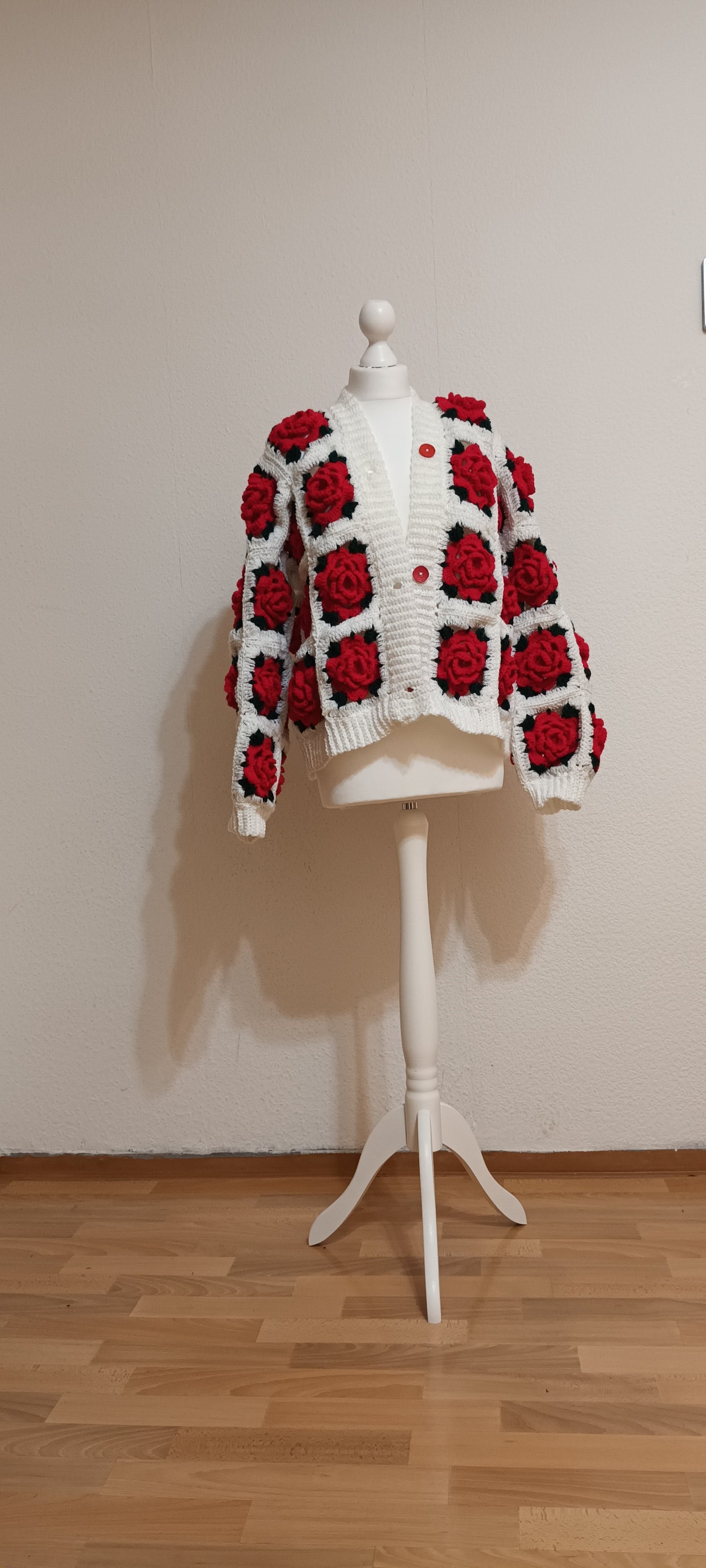 Pulover Croșetat Handmade S-M - Haine Artizanale Elly Roose