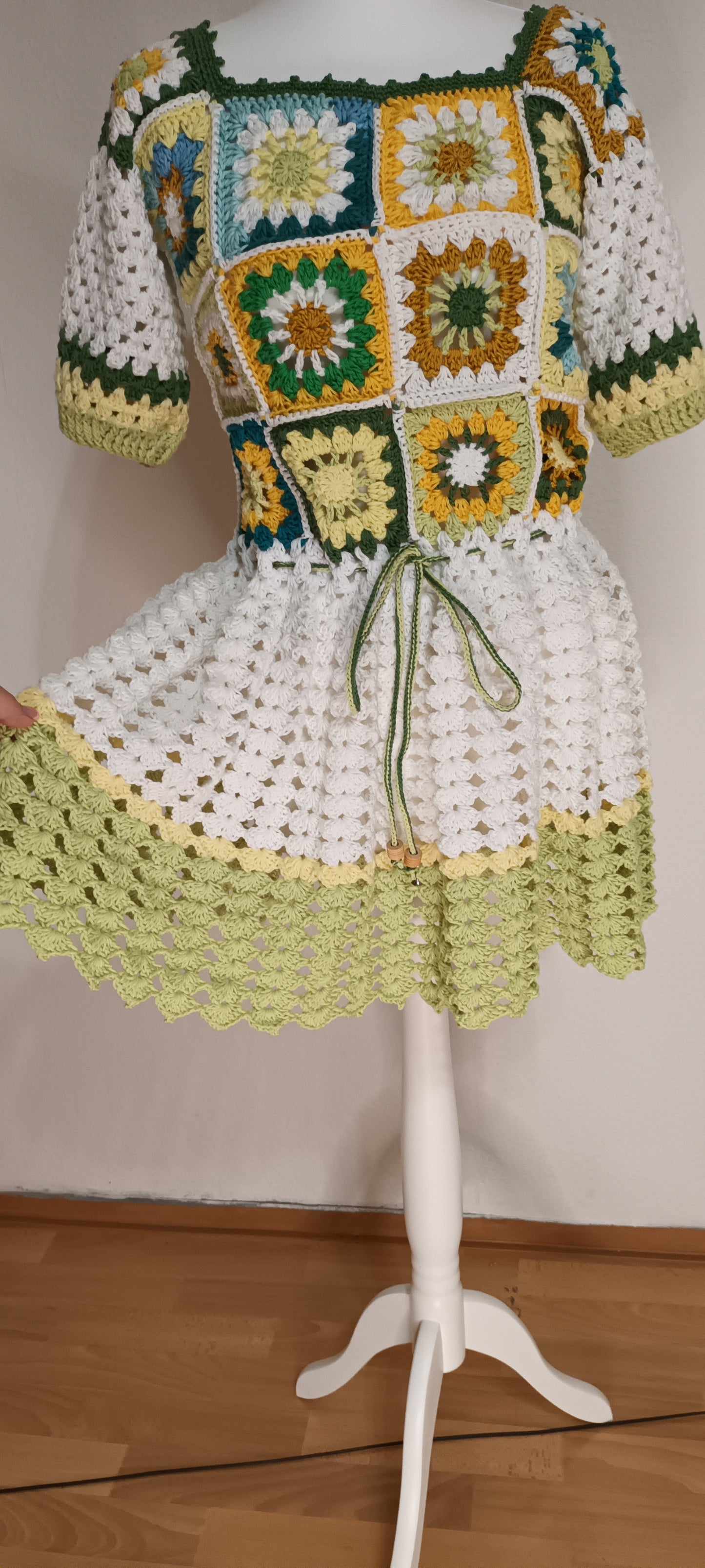 Rochie Croșetată Handmade de Vară - Haine Artizanale Elly Roose