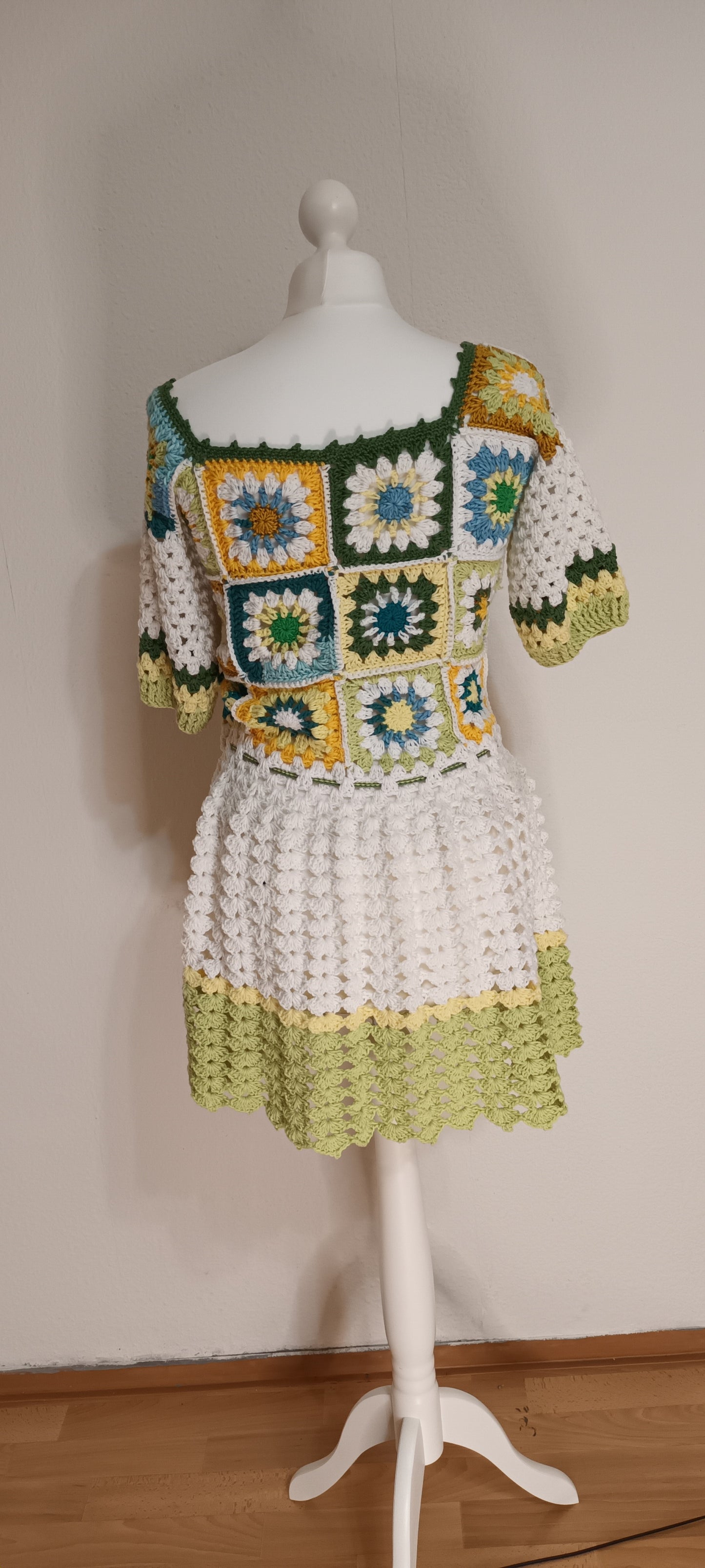 Rochie Croșetată Handmade de Vară - Haine Artizanale Elly Roose