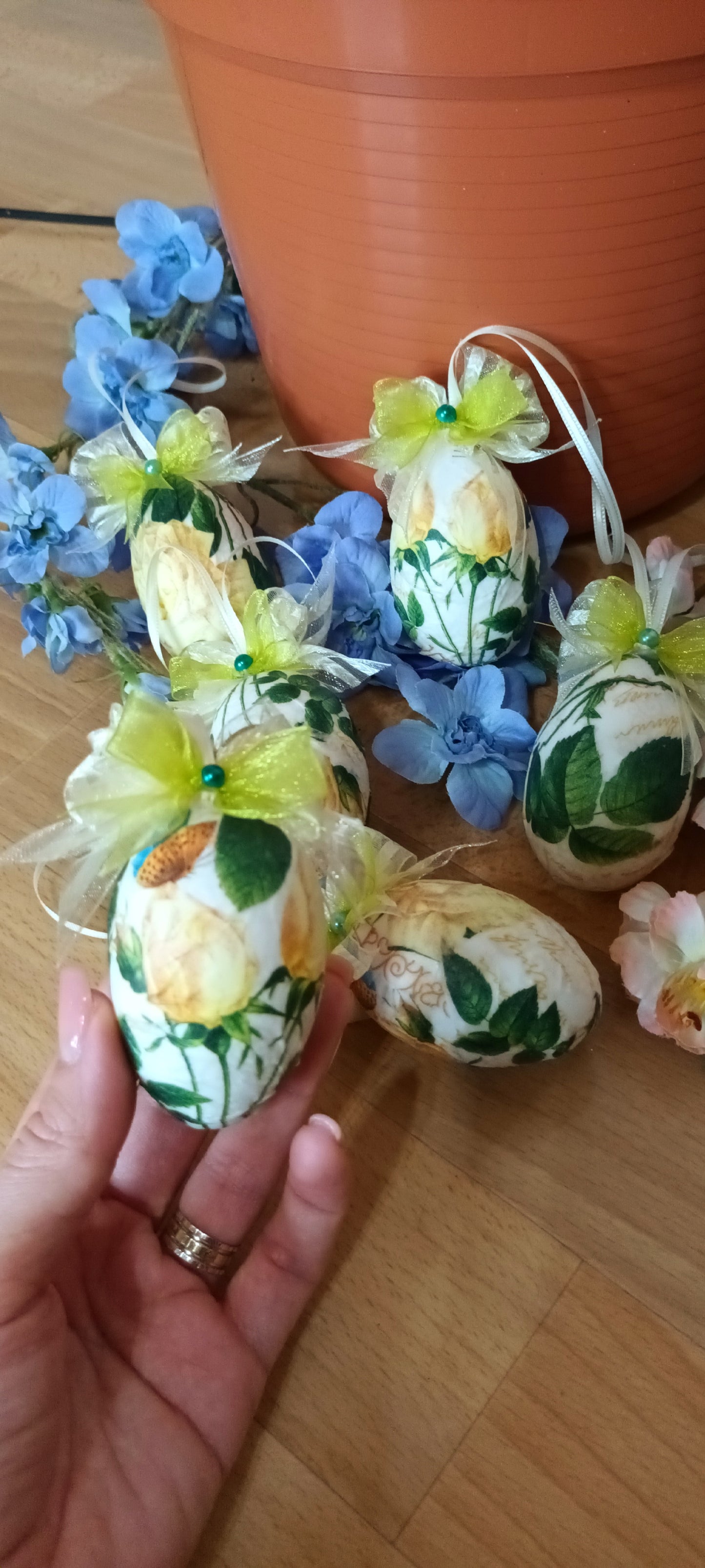 Set 6 Ouă de Paște Handmade - Decorațiuni Tradiționale Elly Roose