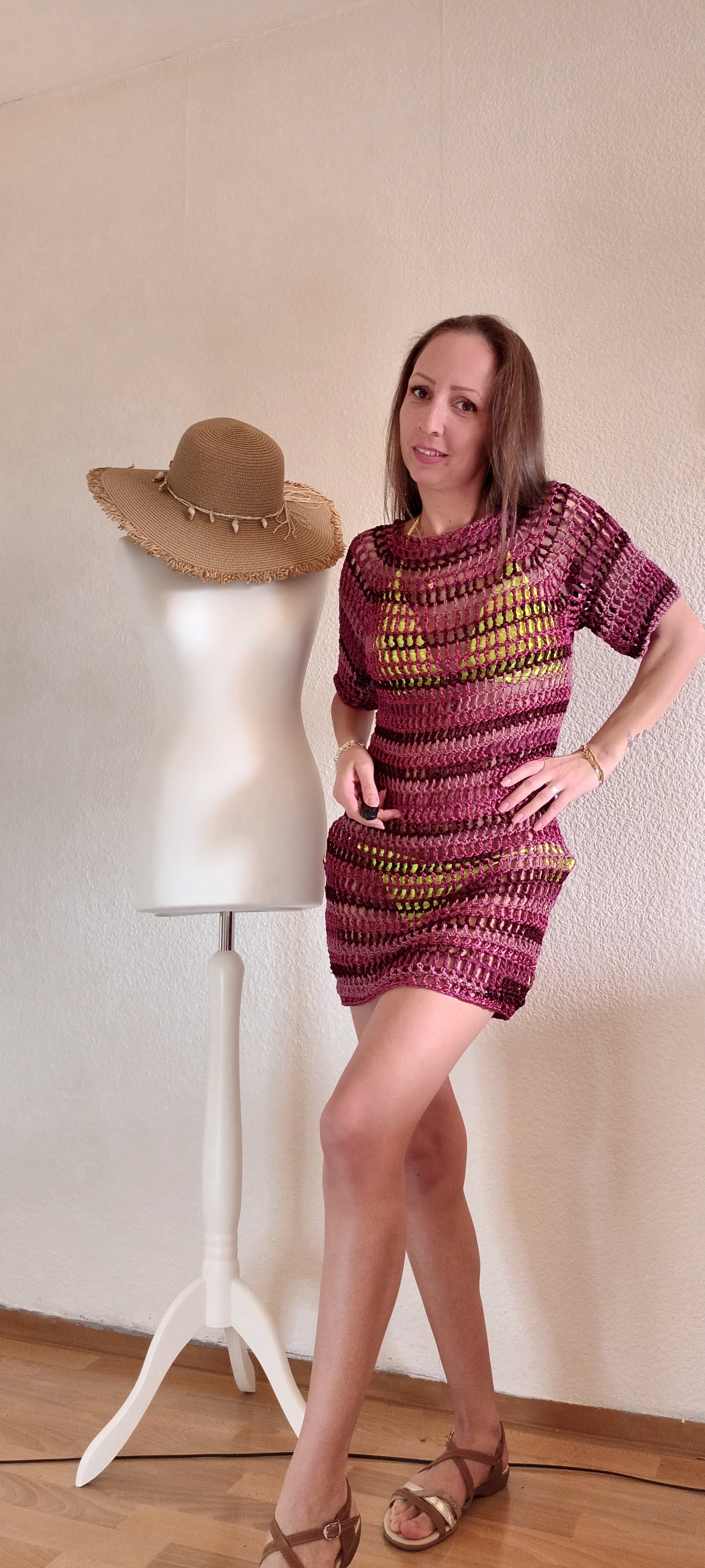 Rochie de Plajă Croșetată Handmade - Haine Artizanale Elly Roose