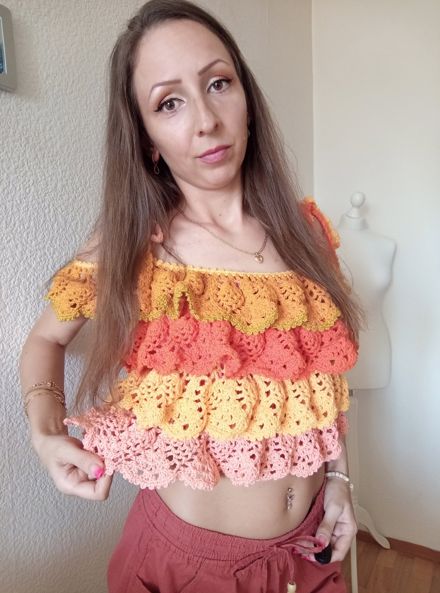 Bluză Croșetată Versatilă Handmade - Haine Artizanale Elly Roose