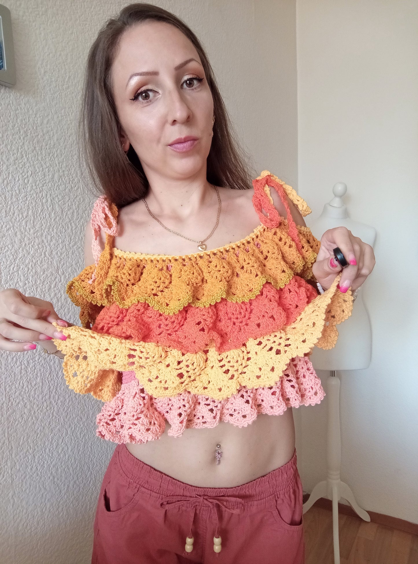 Bluză Croșetată Versatilă Handmade - Haine Artizanale Elly Roose