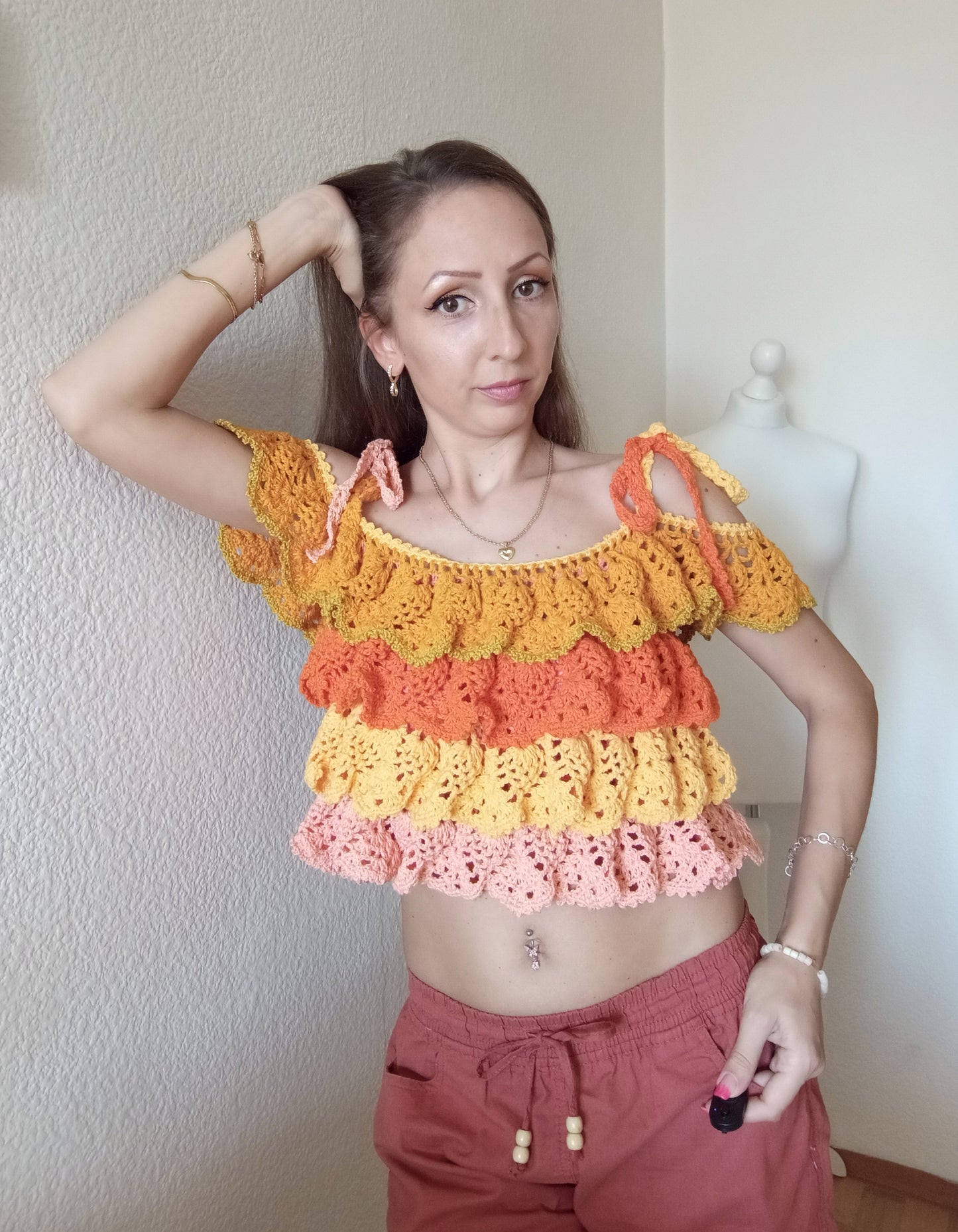 Bluză Croșetată Versatilă Handmade - Haine Artizanale Elly Roose