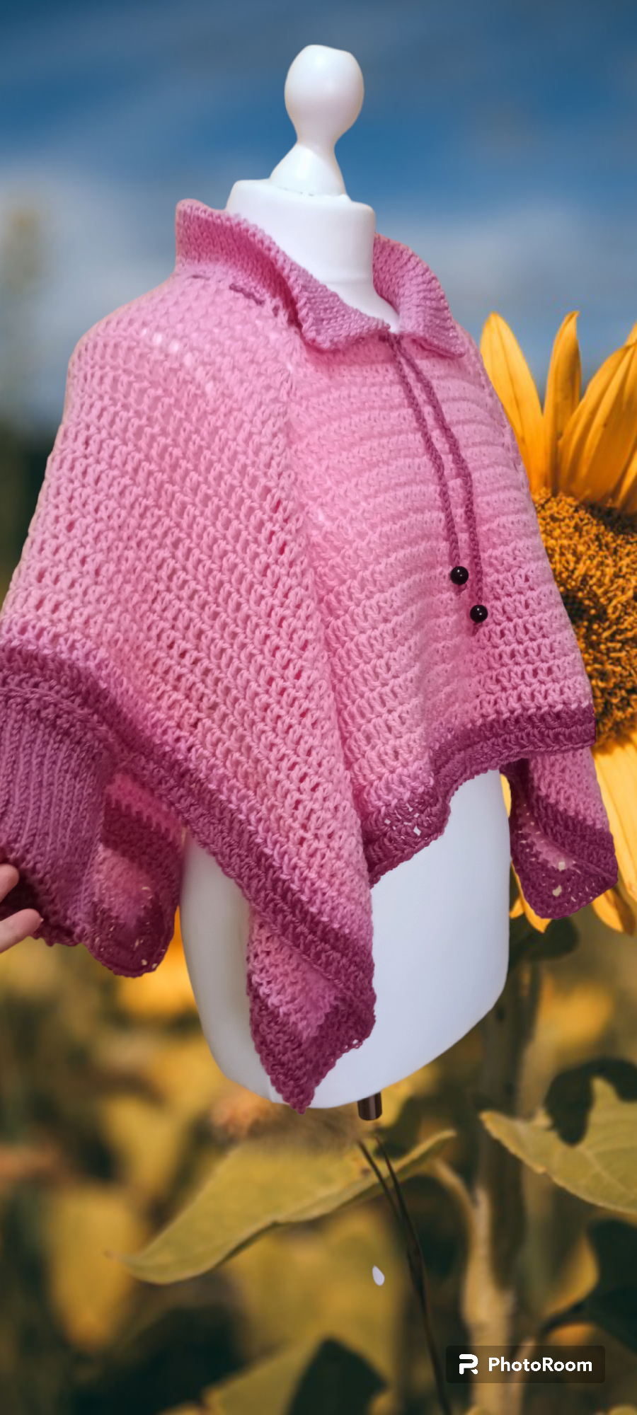 Poncho Croșetat Handmade de Toamnă-Iarnă - Haine Artizanale Elly Roose