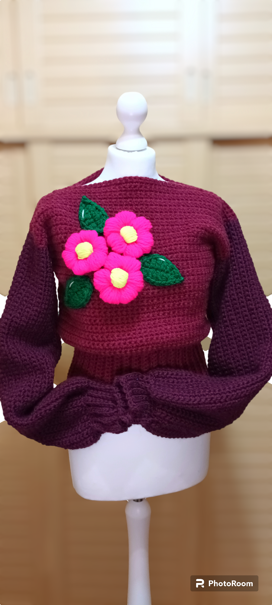 Pulover Croșetat Handmade de Iarnă - Haine Artizanale Elly Roose