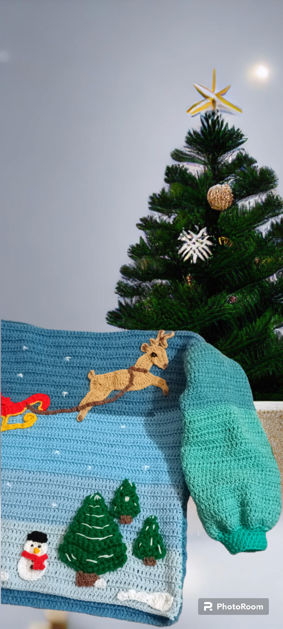 Pulover de Crăciun Croșetat Handmade - Haine Artizanale Elly Roose