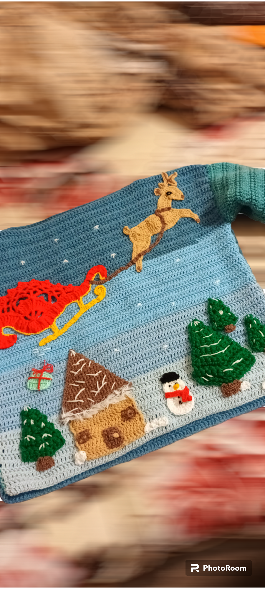 Pulover de Crăciun Croșetat Handmade - Haine Artizanale Elly Roose