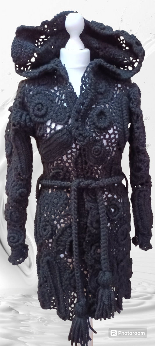 Palton Croșetat Handmade de Iarnă - Haine Artizanale Elly Roose