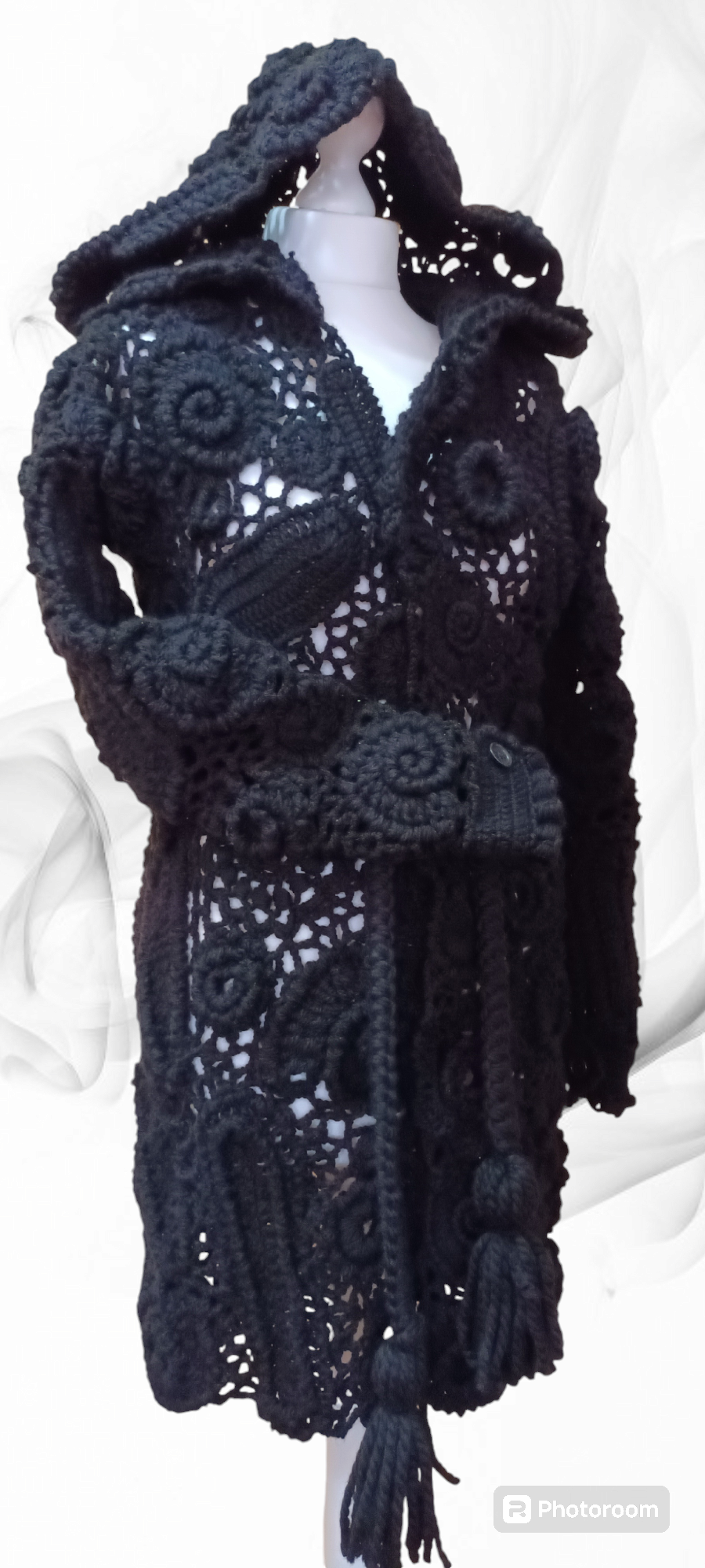 Palton Croșetat Handmade de Iarnă - Haine Artizanale Elly Roose