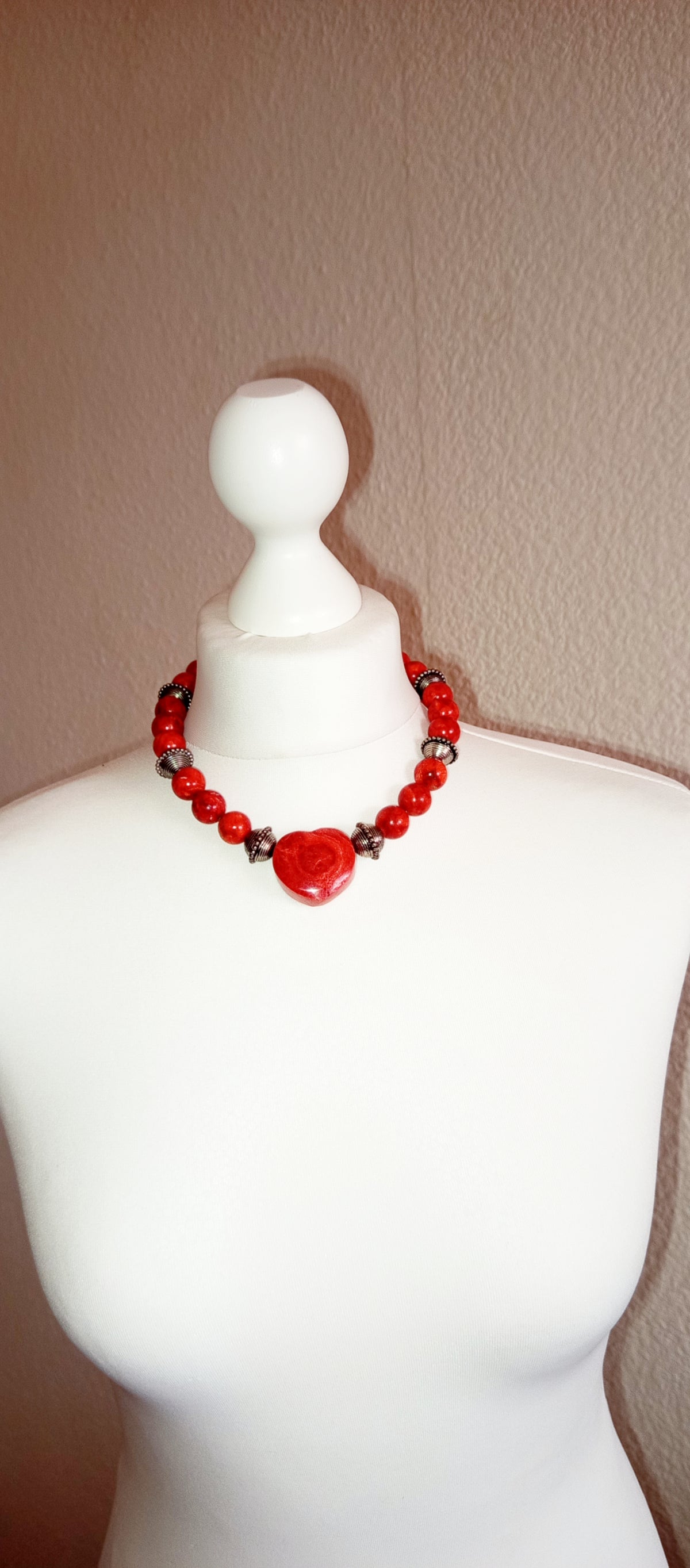 Colier din coral si inchizatoare de argint 925 SH