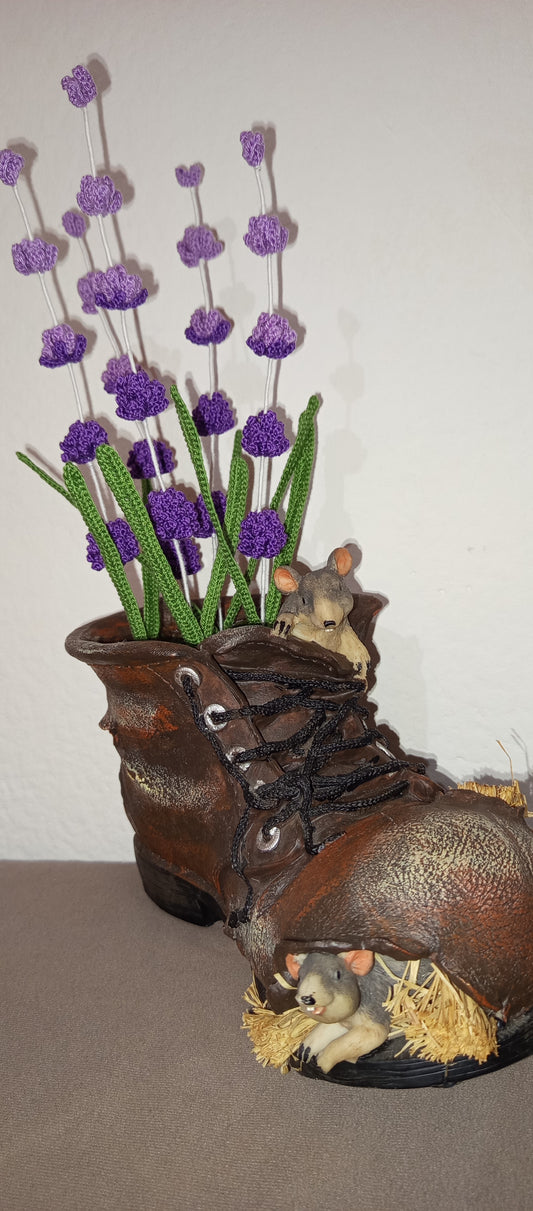 Gheata cu șoricei si lavanda crosetata