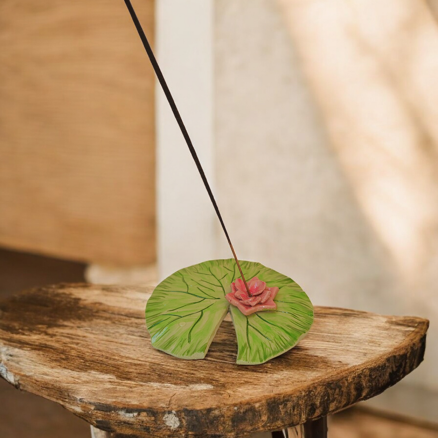 Suport Nufăr pentru Bețișoare Parfumate Handmade - Lut Polimeric Elly Roose